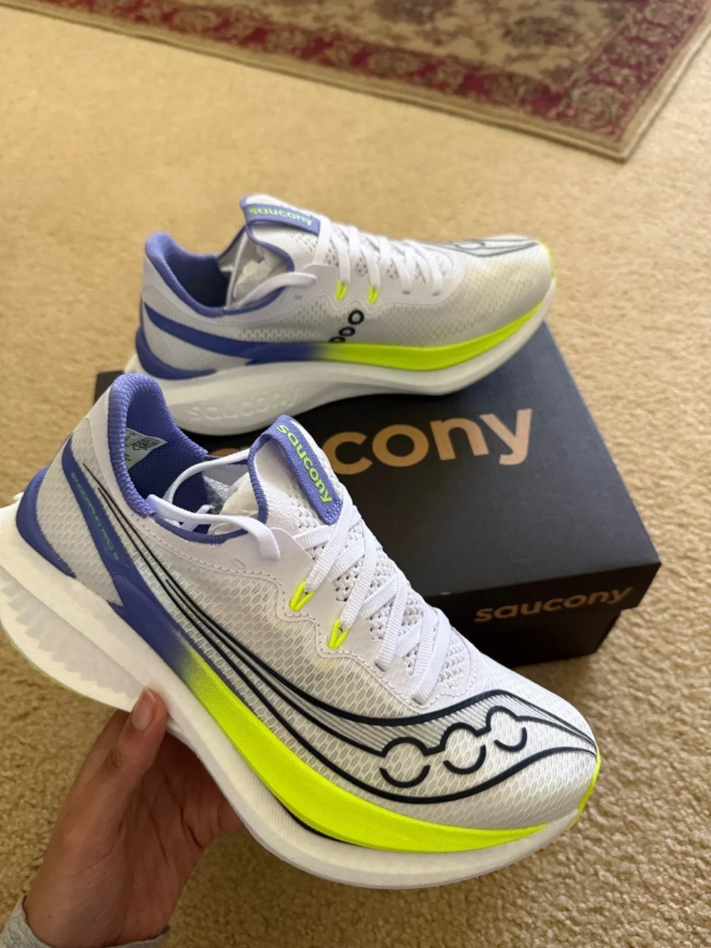 Saucony Women’s Endorphin Pro 5 - Picture 3 of 5